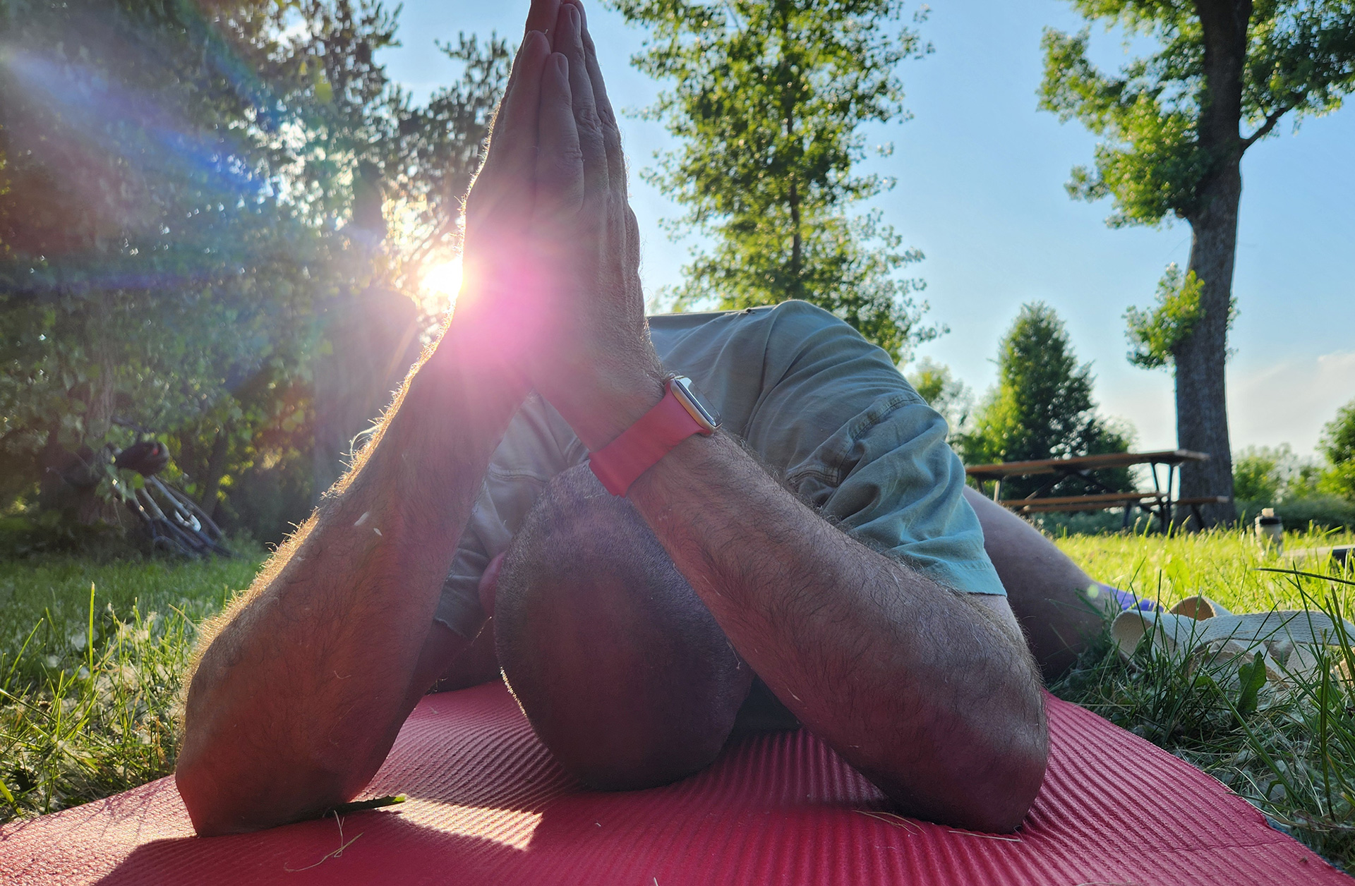 Yoga dans le parc du Bout-de-l'île